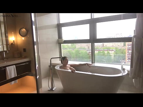 ❤️ Ogromna bejba strastno drka svojo pičko v kopalnici ❤️❌ Porno na porno sl.gayasianporn.ru ﹏